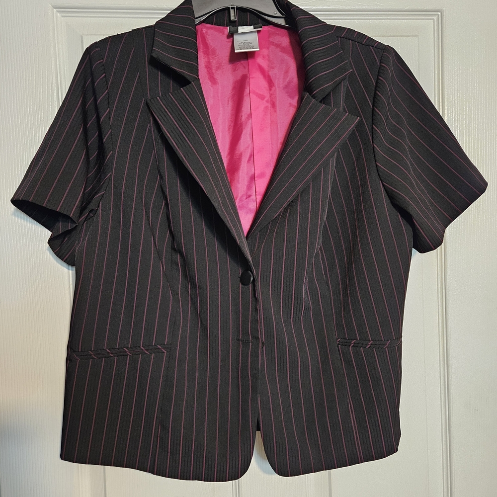 Studio 1940 Women's Black and Pink Striped Blazer